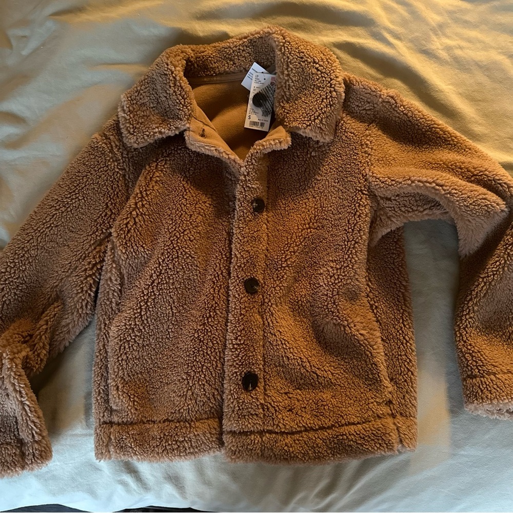 NWT uniqlo sherpa brown button coat jacket